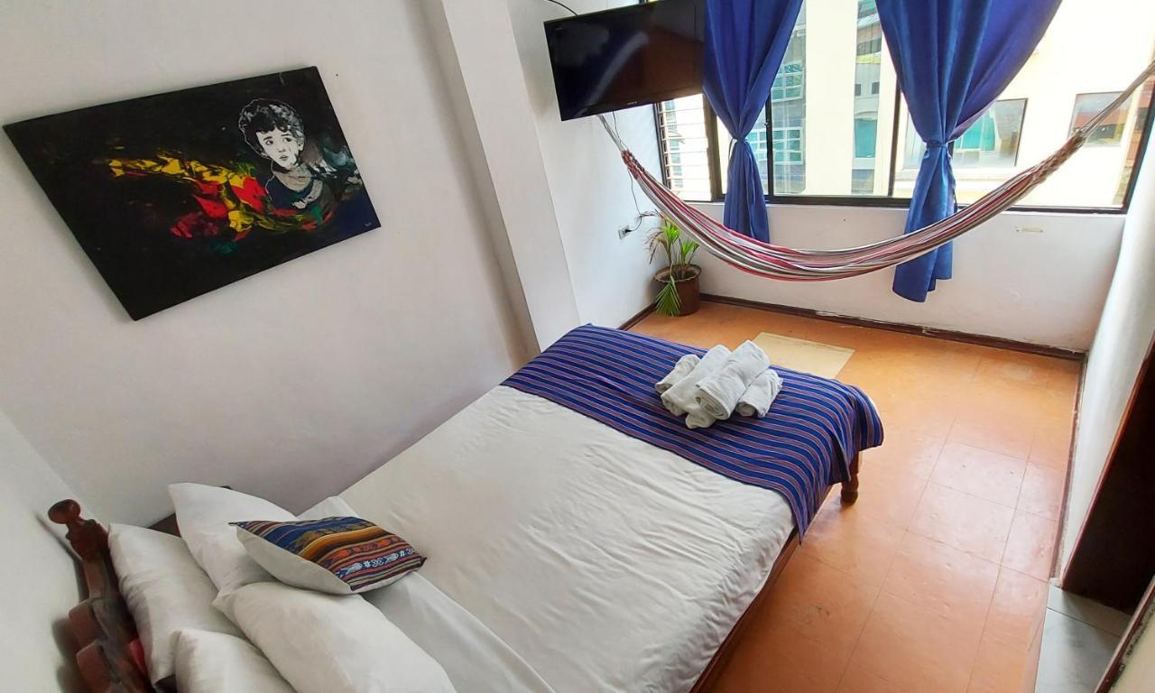 Erupcion Art Hotel & Hostel Banos  Ngoại thất bức ảnh