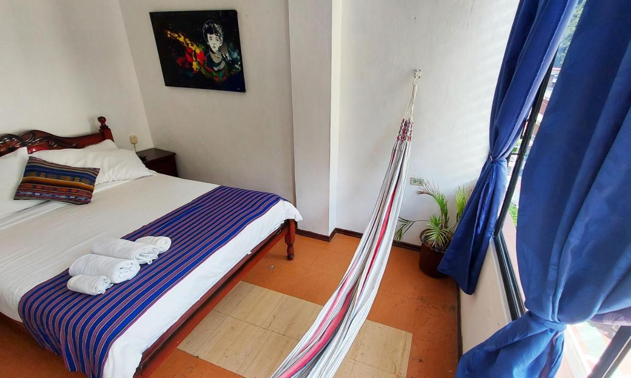 Erupcion Art Hotel & Hostel Banos  Ngoại thất bức ảnh