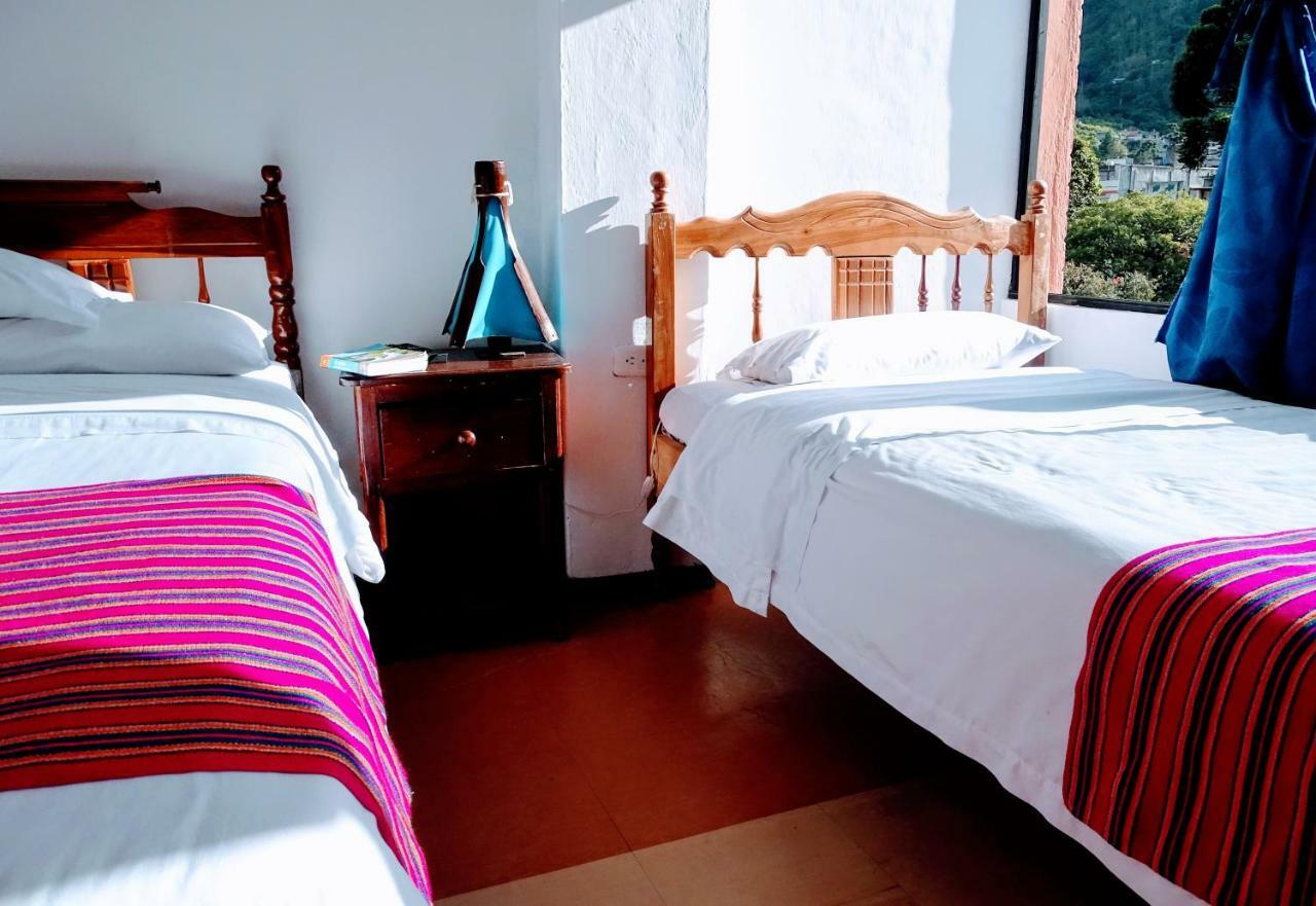 Erupcion Art Hotel & Hostel Banos  Ngoại thất bức ảnh